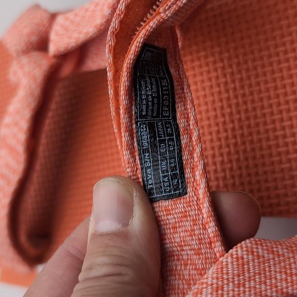 Like new platform Tevas! - Picture 3 of 8